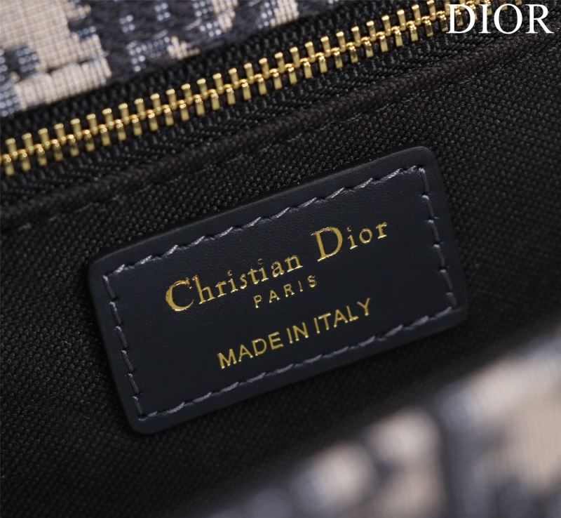 Christian Dior Montaigne Bags